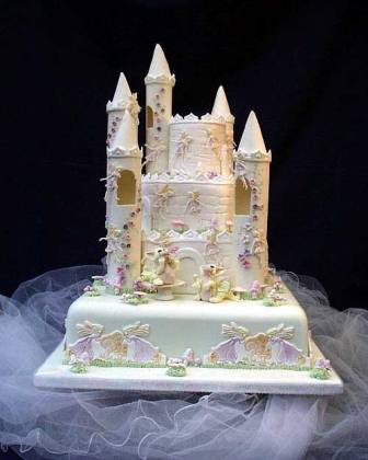 castle wedding cakes wedding castle cakes