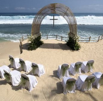 Cheap Beach Wedding Decorations on Ideas  Cheap Wedding Locations  Cheap Weddings  Beach Wedding