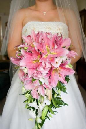 pink flowers wedding. pink wedding flowers