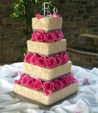 wedding cakes with flowers. wedding cakes with fresh