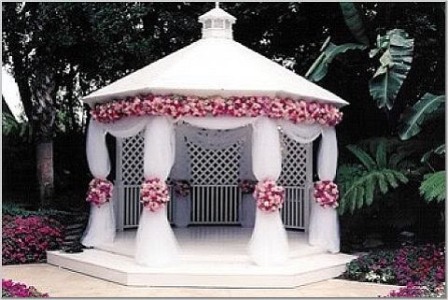 Wedding Centerpieces Cheap on Other Cheap Yet Creative Options For Gazebo Wedding Decorations