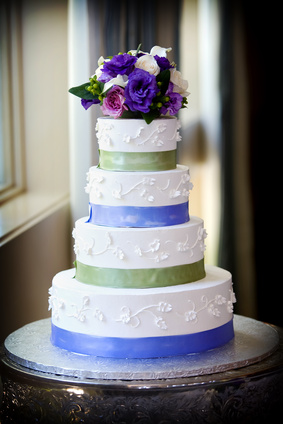 white wedding cakes, wedding cakes with stripes, blue, green and white wedding cake