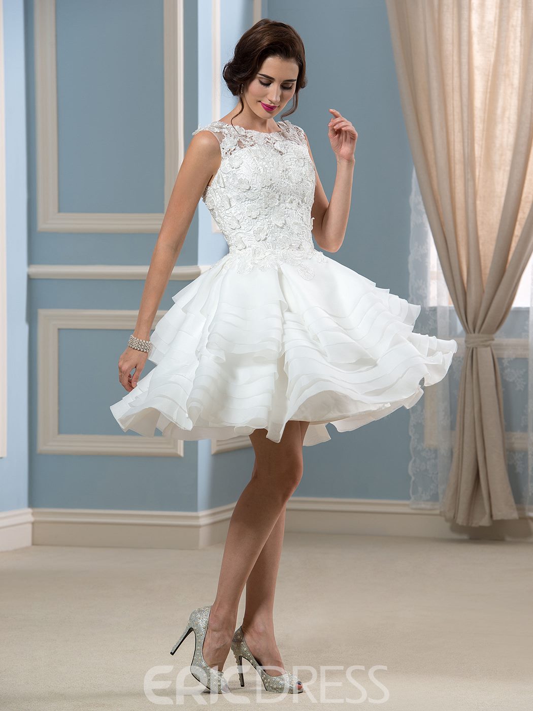 Button Tiered Lace Short Beach Wedding Dress