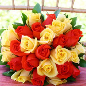 red and yellow roses wedding bouquet