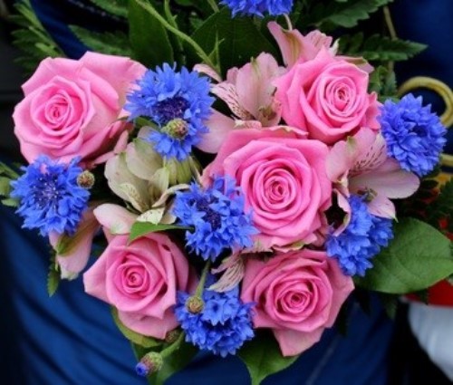 blue and pink wedding bouquet