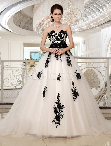 Strapless Black Bridal Gown Lace Applique Flowers Sash Beaded Court Train Ivory Tulle Bridal Dress