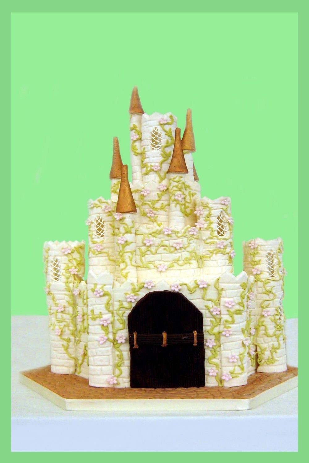 castle wedding cake, castle wedding cake, fairytale wedding cakes, wedding cakes, wedding cake ideas