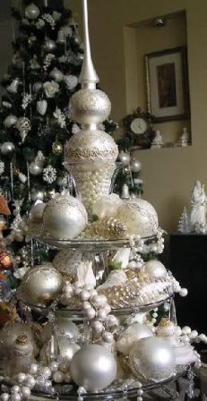 Christmas Wedding Centerpieces, Winter Wedding Centerpieces, Ornament Wedding Centerpieces, White Wedding Centerpieces, Beautiful Wedding Centerpieces