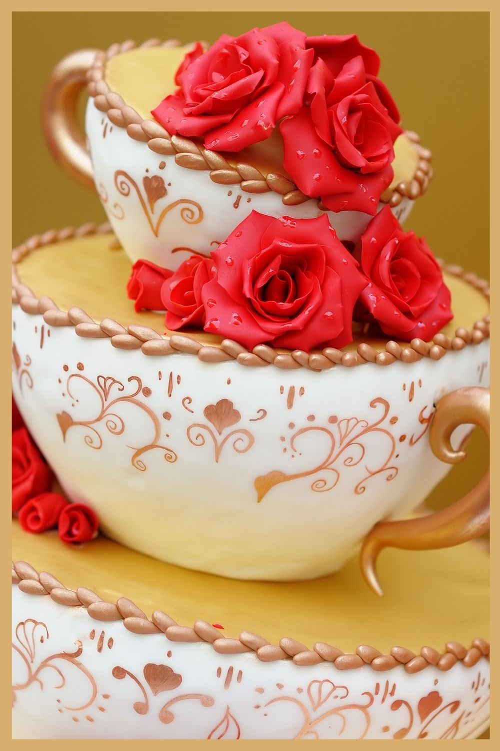 creative wedding cakes, creative wedding cake, modern wedding cakes, fun wedding cakes, stunning wedding cakes, teacup wedding cake