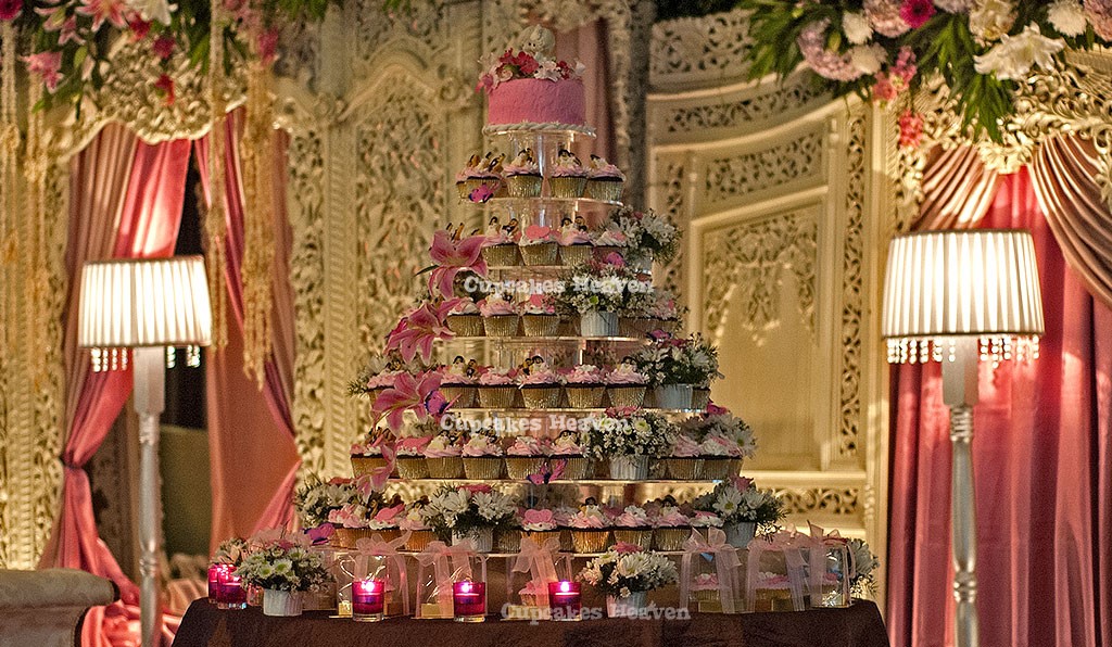 cup cake wedding cakes, wedding cupcakes, cupcake wedding cakes