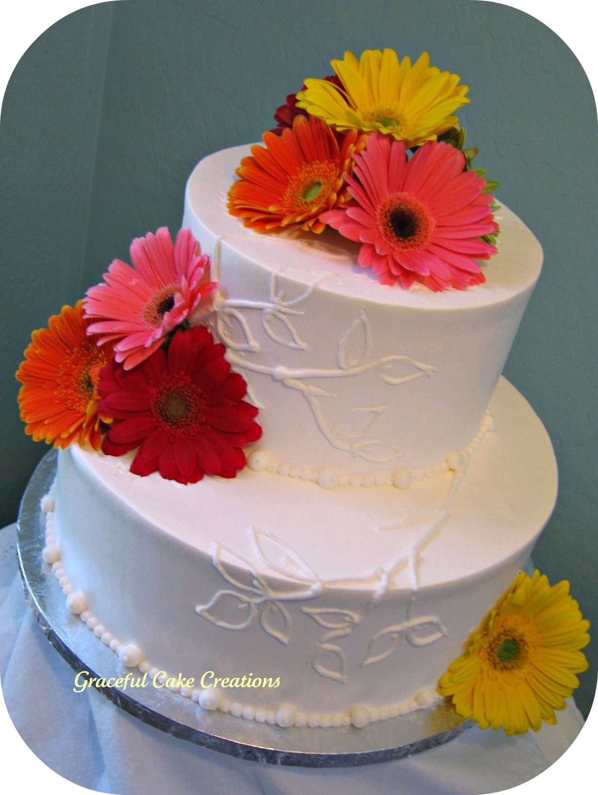 daisy wedding cakes, floral wedding cakes, daisy wedding ideas, wedding cake ideas