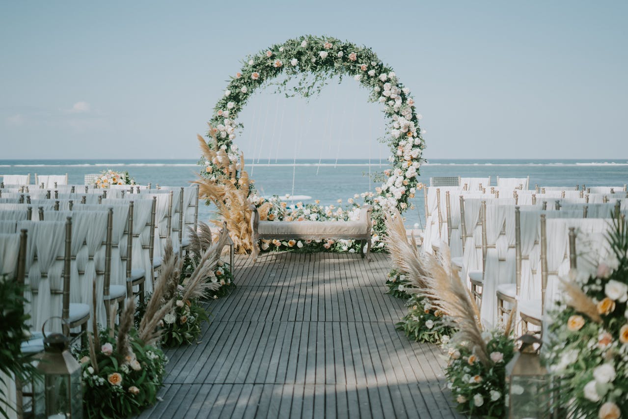 Beautiful Outdoor Wedding Aisle, decorating for wedding receptions
