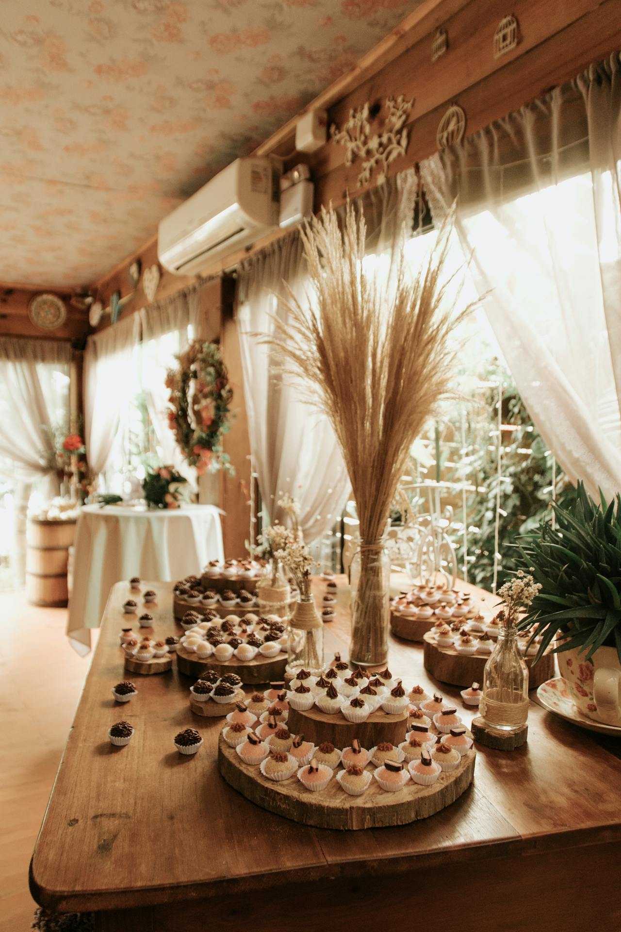 Wedding Dessert Table, elegant wedding ideas