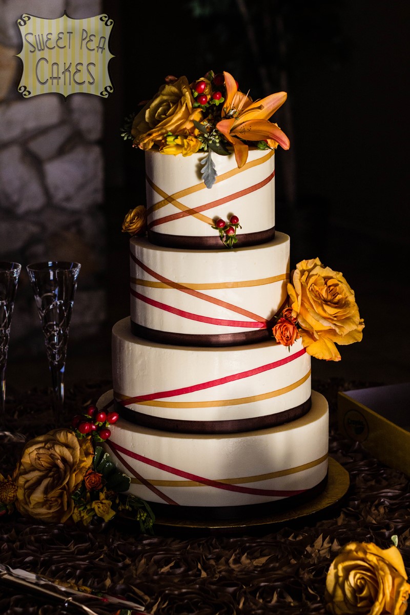 Fall Wedding Cakes, Autumn Wedding Cakes, Fall Weddings, Fall Wedding Ideas, Wedding Cake Ideas