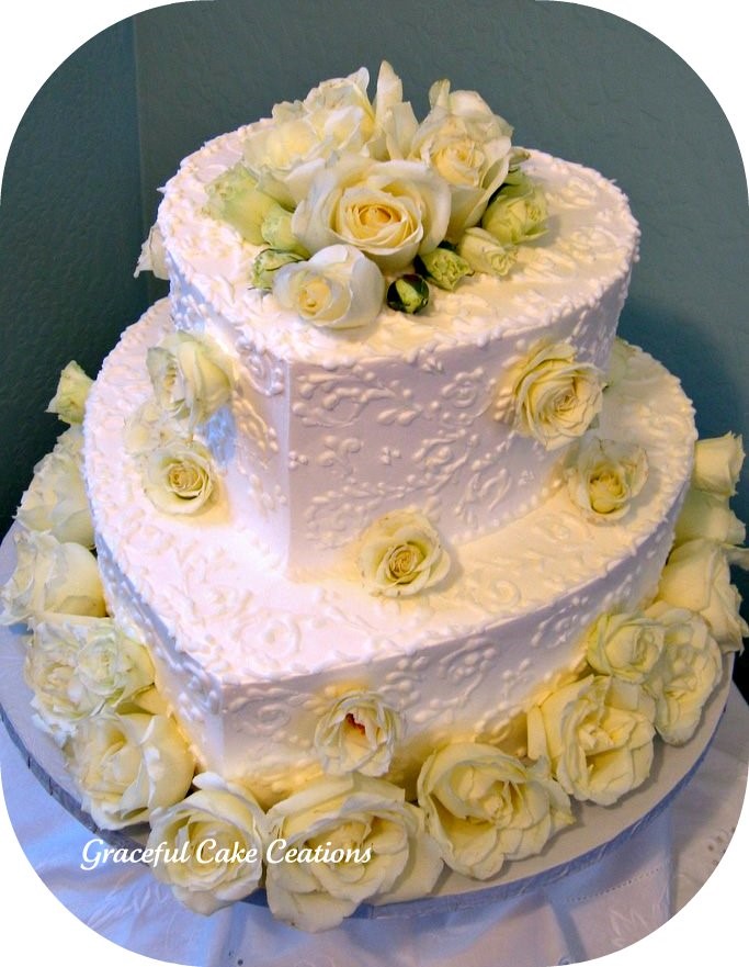 heart shaped wedding cakes, wedding cakes, wedding cake ideas, heart wedding cakes, romantic wedding cakes