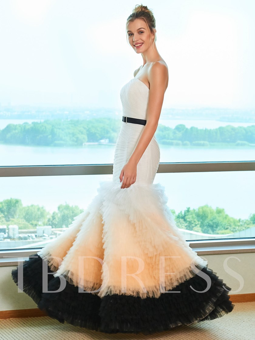 nontraditional unique wedding dresses, black and white wedding dress, Strapless Tiered Mermaid Black and White Wedding Dress