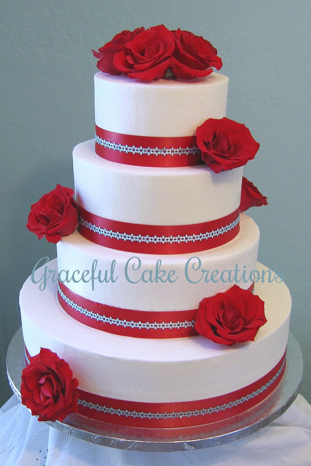 red wedding cakes, red wedding cake ideas, red wedding cake, wedding cake ideas