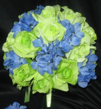 spring wedding colors, blue and green bridal bouquet, blue and green bouquet, blue and green wedding flowers