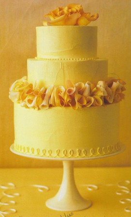spring wedding colors, yellow wedding cake, yellow wedding cake with flowers