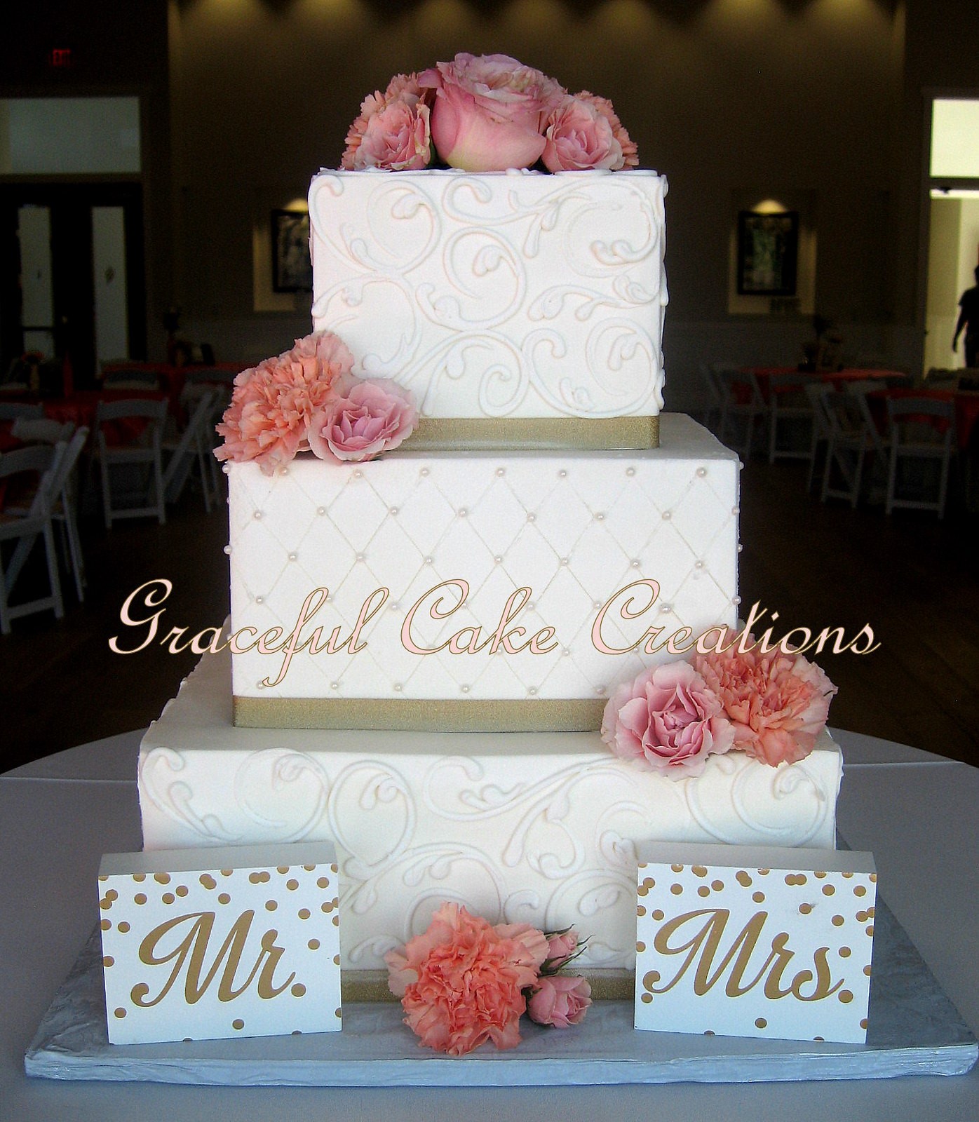 square wedding cakes, square wedding cake ideas, wedding cake ideas, modern wedding cakes, modern wedding cake ideas