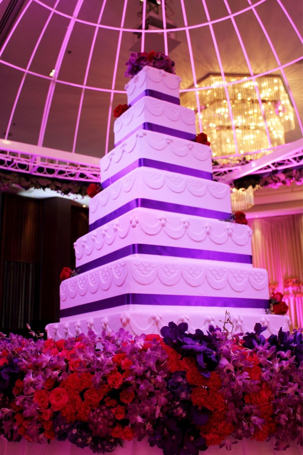 square wedding cakes, square wedding cake ideas, wedding cake ideas, modern wedding cakes, modern wedding cake ideas