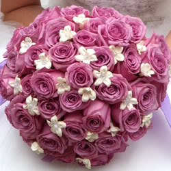 Pretty pink and white wedding bouquet