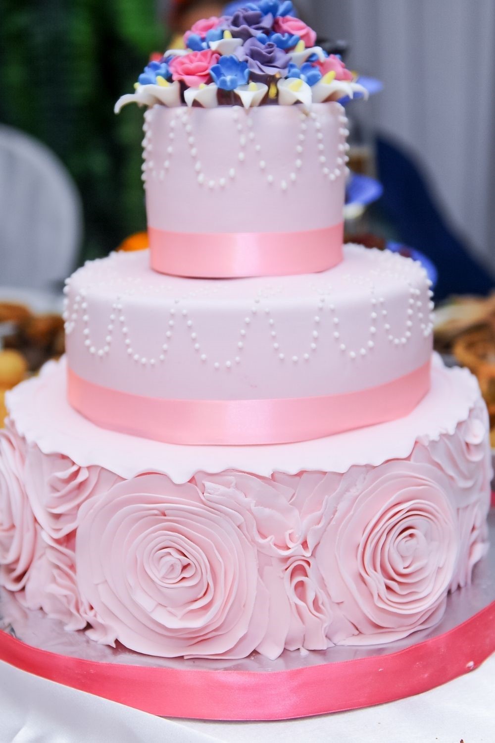 Summer wedding cakes, summer wedding cake ideas, wedding cake ideas, wedding cakes