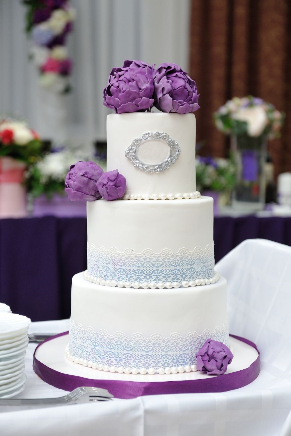 Summer wedding cakes, summer wedding cake ideas, wedding cake ideas, wedding cakes
