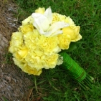 summer wedding colors, yellow wedding bouquet, yellow wedding flowers
