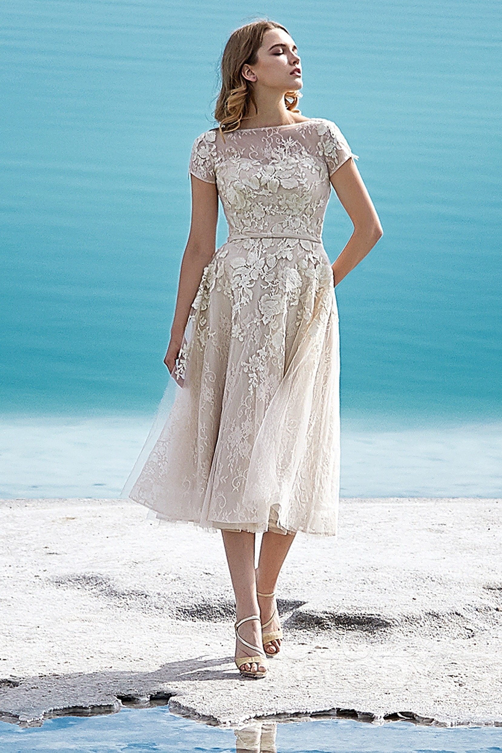 tea length bridal gown, tea length wedding dresses, A-Line Tea Length Tulle Wedding Dress