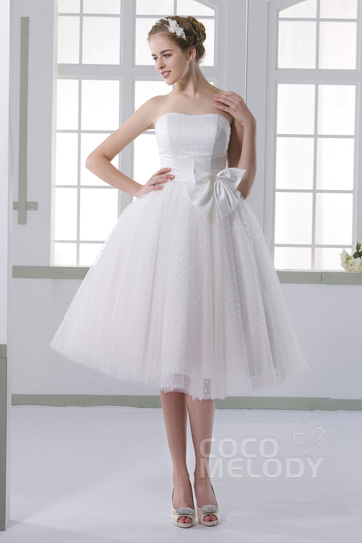 tea length bridal gown, tea length wedding dresses, Sleeveless A-Line Tea Length Tulle Wedding Dress With Bow