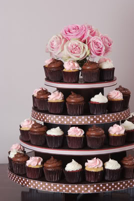 unique wedding centerpieces, unique wedding decorations, cupcake wedding centerpieces