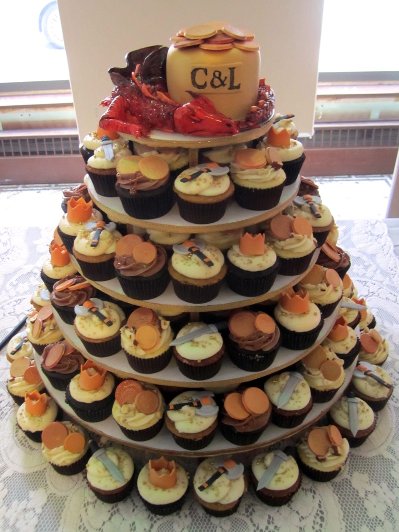 wedding cupcakes, wedding cupcake ideas, tiered cupcakes, wedding dessert ideas