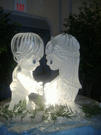 wedding decor ideas, wedding decoration ideas, wedding ice sculpture, precious moments ice sculpture