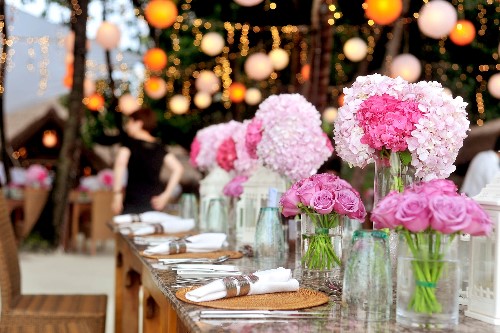 pink and white flower arrangements and wedding centerpieces