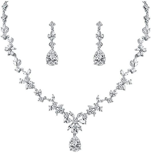 Cluster Leaf Necklace Earrings Set