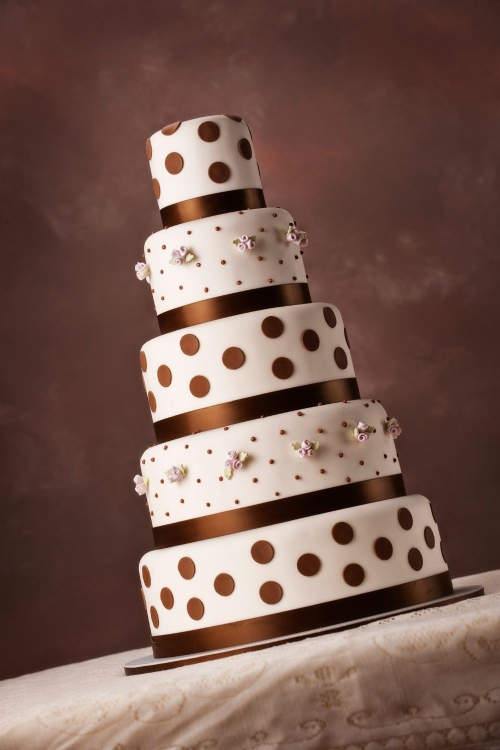 western wedding cakes, western wedding cake ideas, country wedding cakes, country weddings, rustic wedding cakes