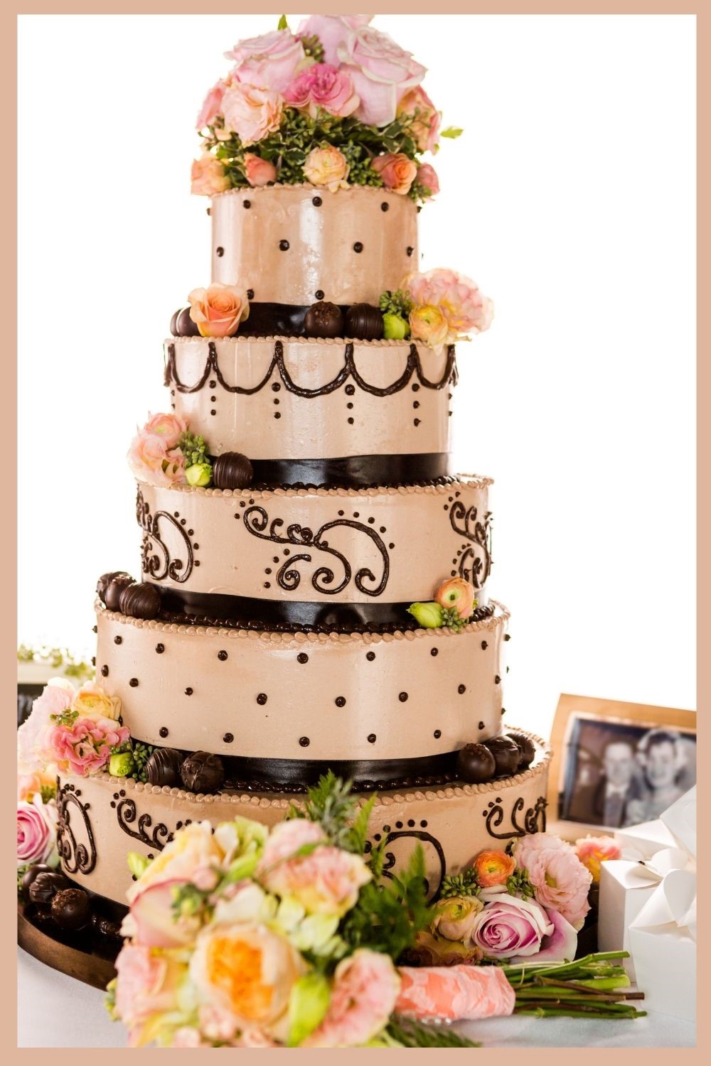 western wedding ideas, country wedding ideas, western wedding planning, western wedding inspiration, country wedding ideas, country wedding planning, western wedding cake, country wedding cake