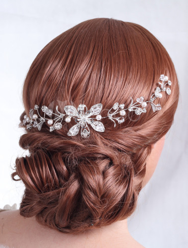 winter wedding accessories, winter wedding apparel, Fantastic Pearls Crystal Wedding Accessories For Bride, wedding hairpiece, bridal hairpiece