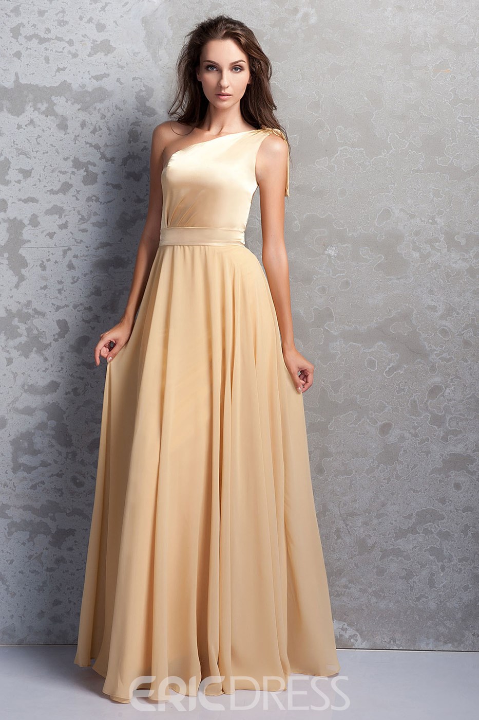 yellow bridesmaid dresses, yellow bridesmaid dress, champagne bridesmaid dress, champagne wedding ideas, yellow wedding ideas